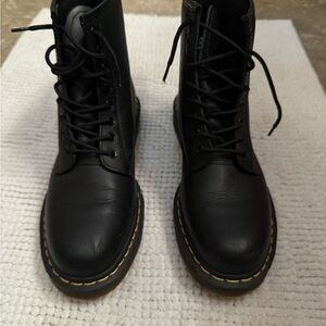Dr Martens Men’s 12 Leather Boots